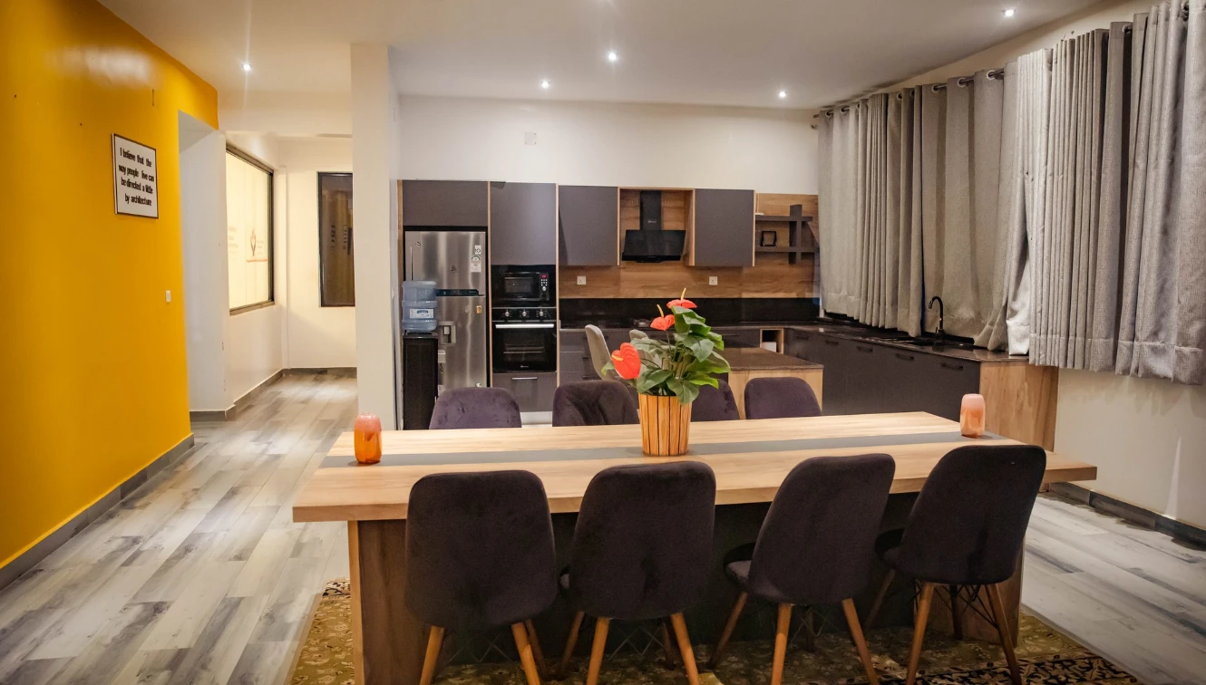 2465_700Dining_Table_With_Kitchen_View